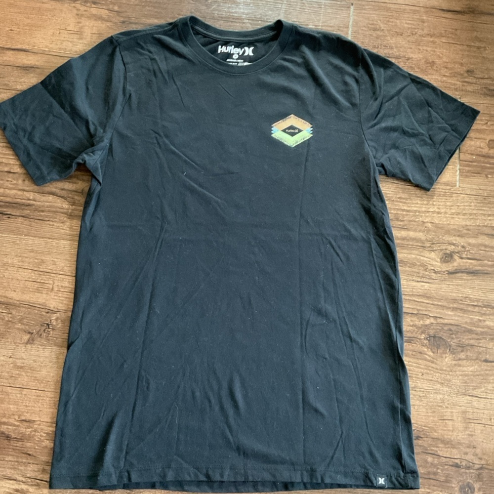 Hurley Black Tee with Geometric Design